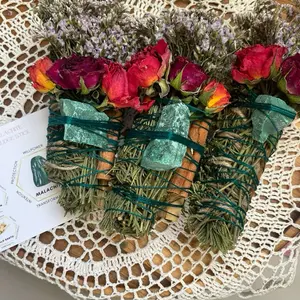 Malachite , Palo Santo, Juniper, and Cinnamon Smudge Stick