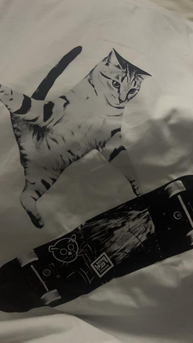 Item: 180g-white t-shirt, S