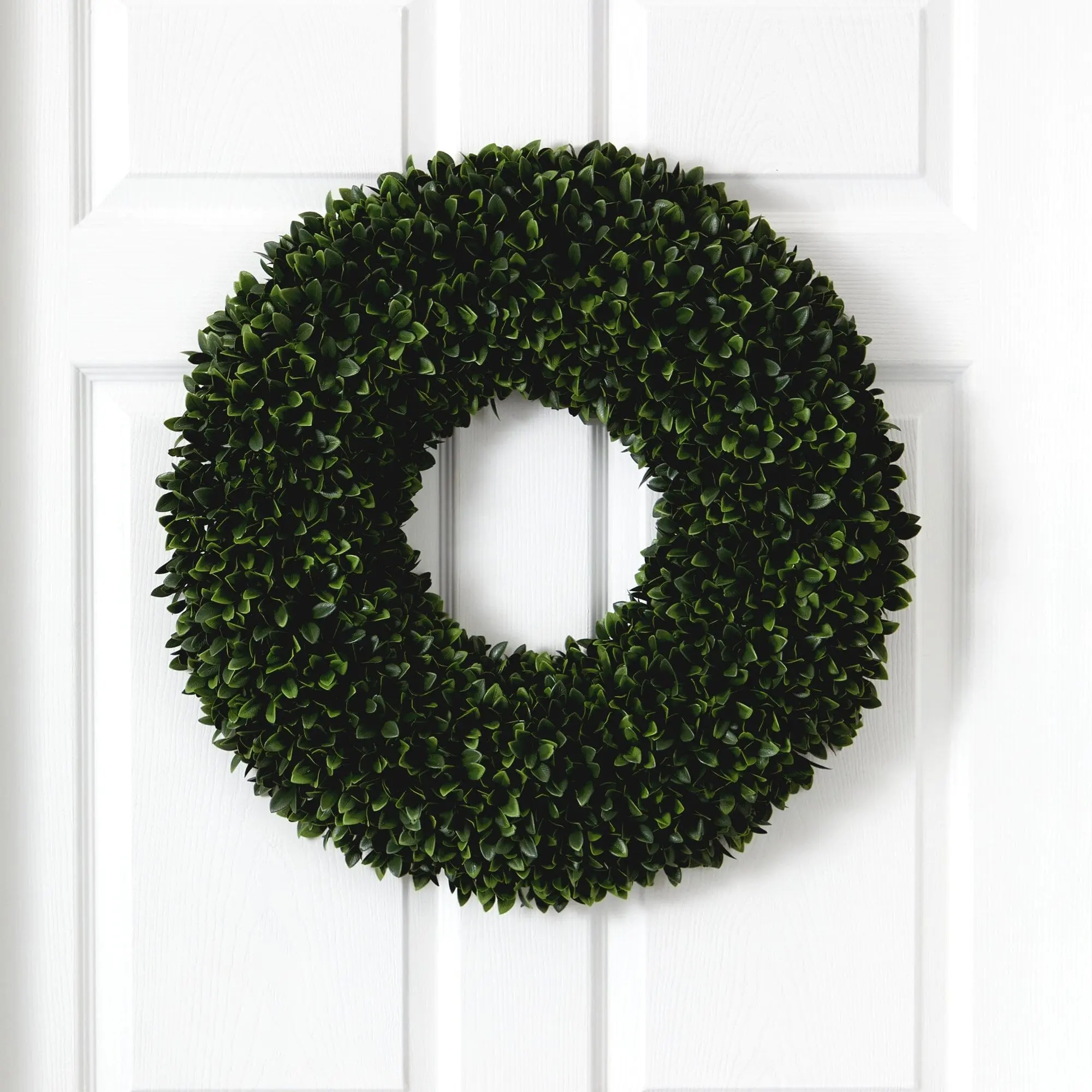 24-in Round Long-Lasting Synthetic Artificial Boxwood Wreath - Modern Holiday Artificial Plants for Home Entryway, Front Door, Wall Decor