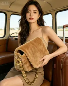Coquette Style Plush Flap Crossbody Bag, Soft Faux Fur Chunky Gold Chain Purse, Warm Winter Shoulder Handbag for Daily & Road Trip Outfits