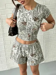 Y2K tree pattern camouflage two-piece set - short slim fit shoulder short sleeved T-shirt and letter waist logo elastic waist wide leg shorts, light sports set, perfect choice for Fashion Everyday trendy street, daily leisure and outdoor style