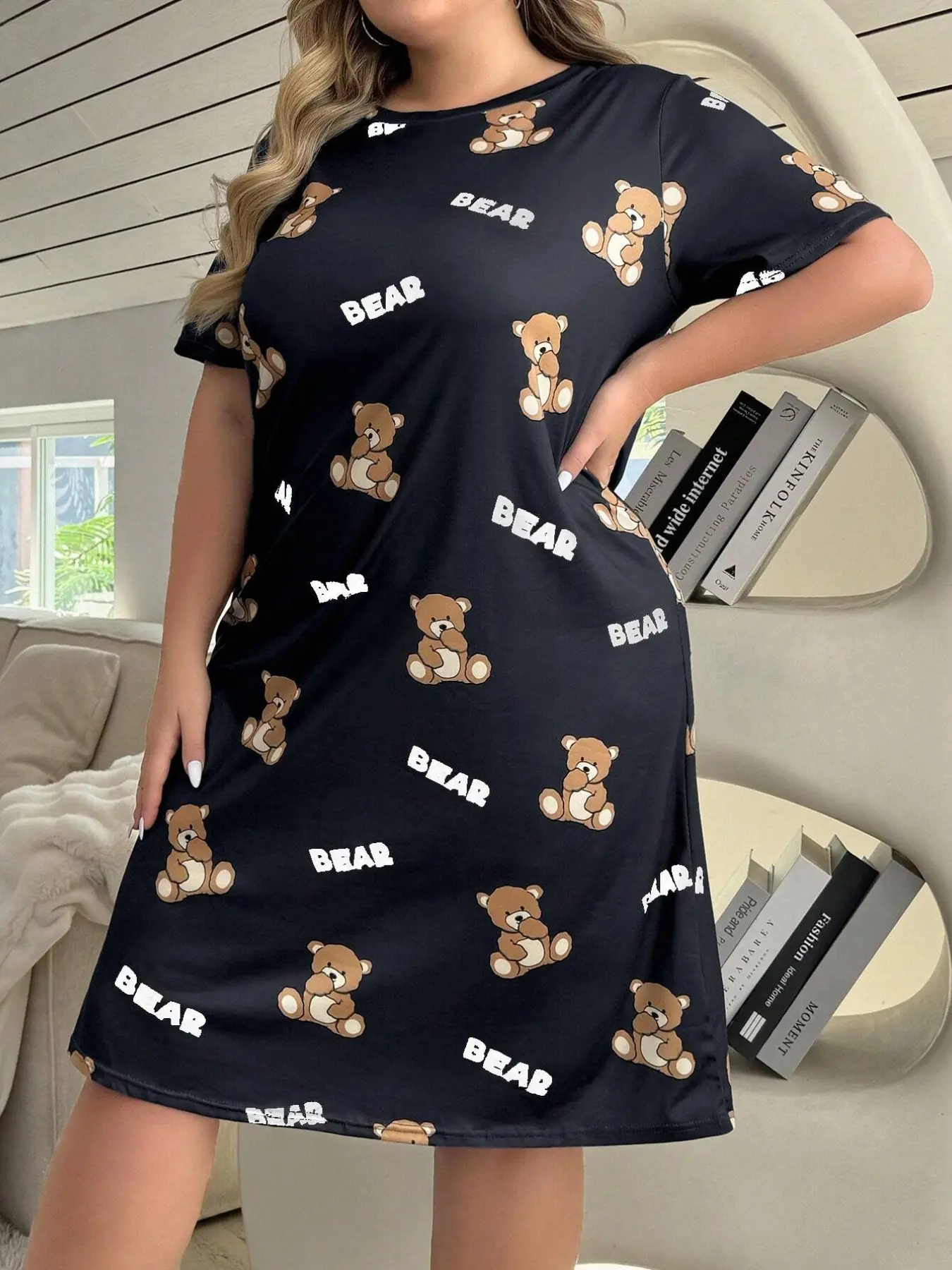 Women's Cartoon Bear Round Neck Sleepwear Loungewear, Lazy Casual Oversized Fit, Cute and Youthful, Instantly Return to Your Innocence, Home Photography