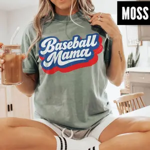 Retro Baseball Mama T-Shirt - Comfort Colors® Vintage Distressed Baseball Mom Tee - 90s Style Game Day Graphic Shirt - Classic Ballpark Mama Apparel - Aesthetic Sports Mom Clothing