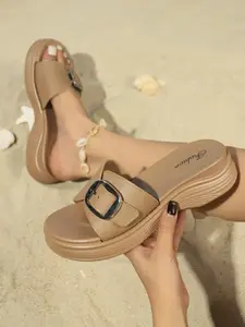 Women's Thick Sole Sandals, Three Colors Available, Simple Design, Comfortable Wear, Perfect for Summer Casual