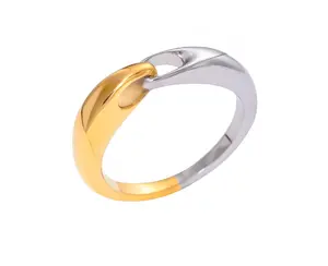 Adjustable Chunky Two Tone Crossover Design Ring - Versatile and Stylish Accessory
