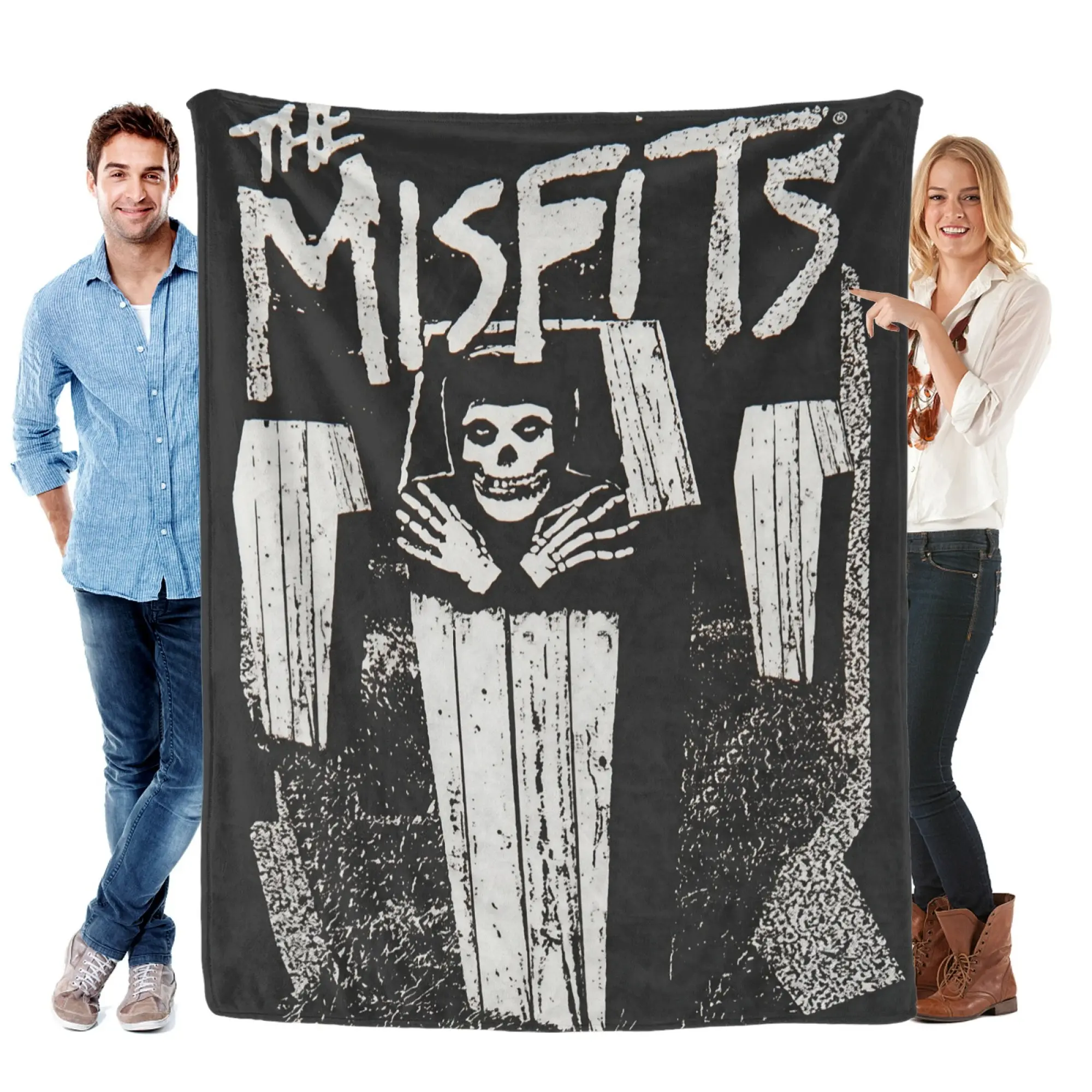The Misfits Coffin Skull Flannel Blanket - Soft Fluffy Blanket, Bold Skull Art, Warm Flannel Wrap, Vintage Punk Rock Band Throw, Punk Fan Decor, Ultra-Soft, Cozy, Ideal for Bedroom, Gifting, Year-Round Snuggling