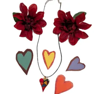 necklace with pendant Heart ️