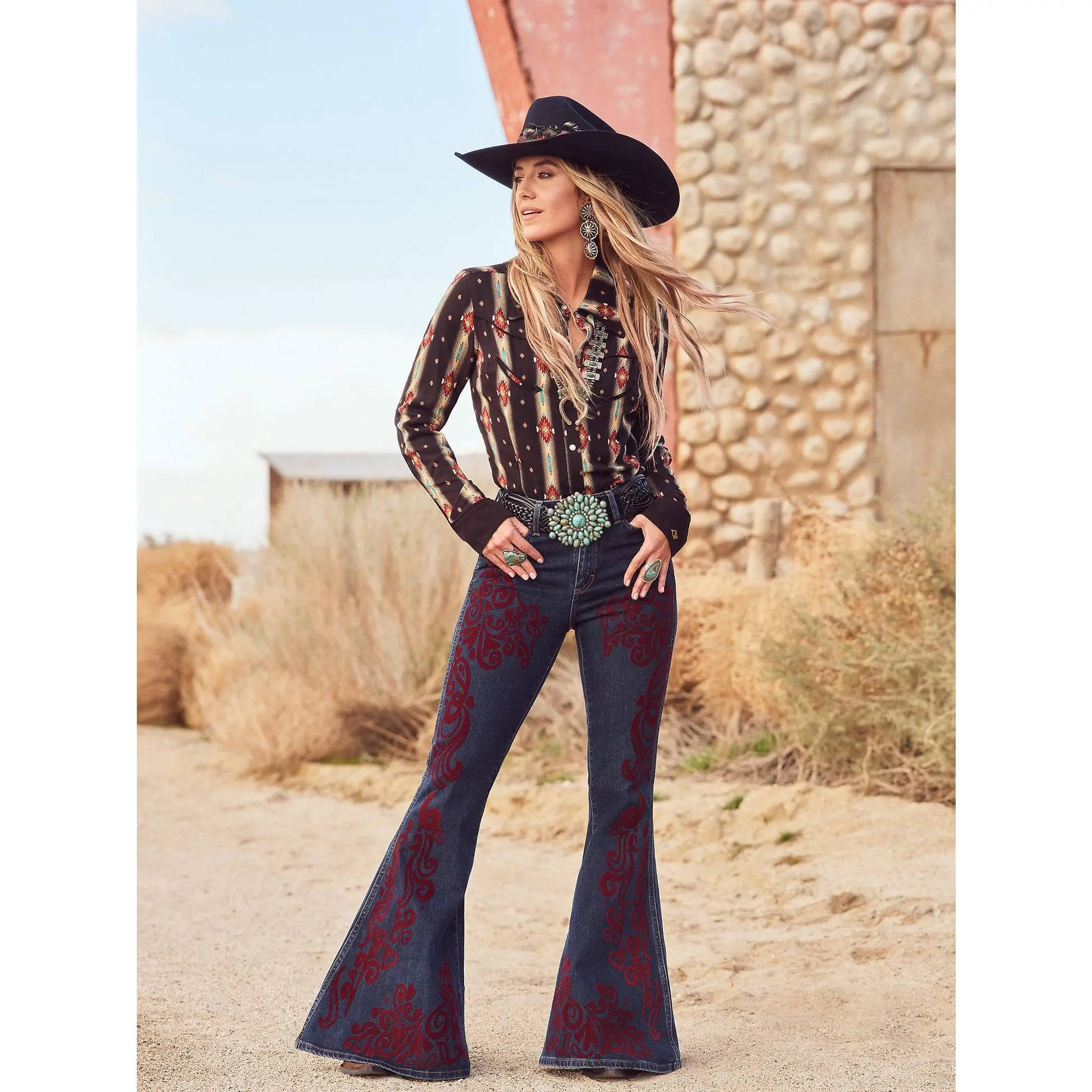 Sale ✨Wrangler X Lainey Wilson Flocked Bell Bottom Jeans