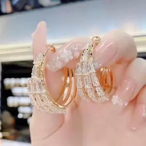 LisiZen Crystal Hoop Earrings S925 Needle Round Sparkling Zircon Design, Chic Statement Jewelry Fashion Earrings Retro Inspired for Women DZED0510 Glamour