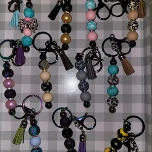 Beaded Keychain Bar Picked Live