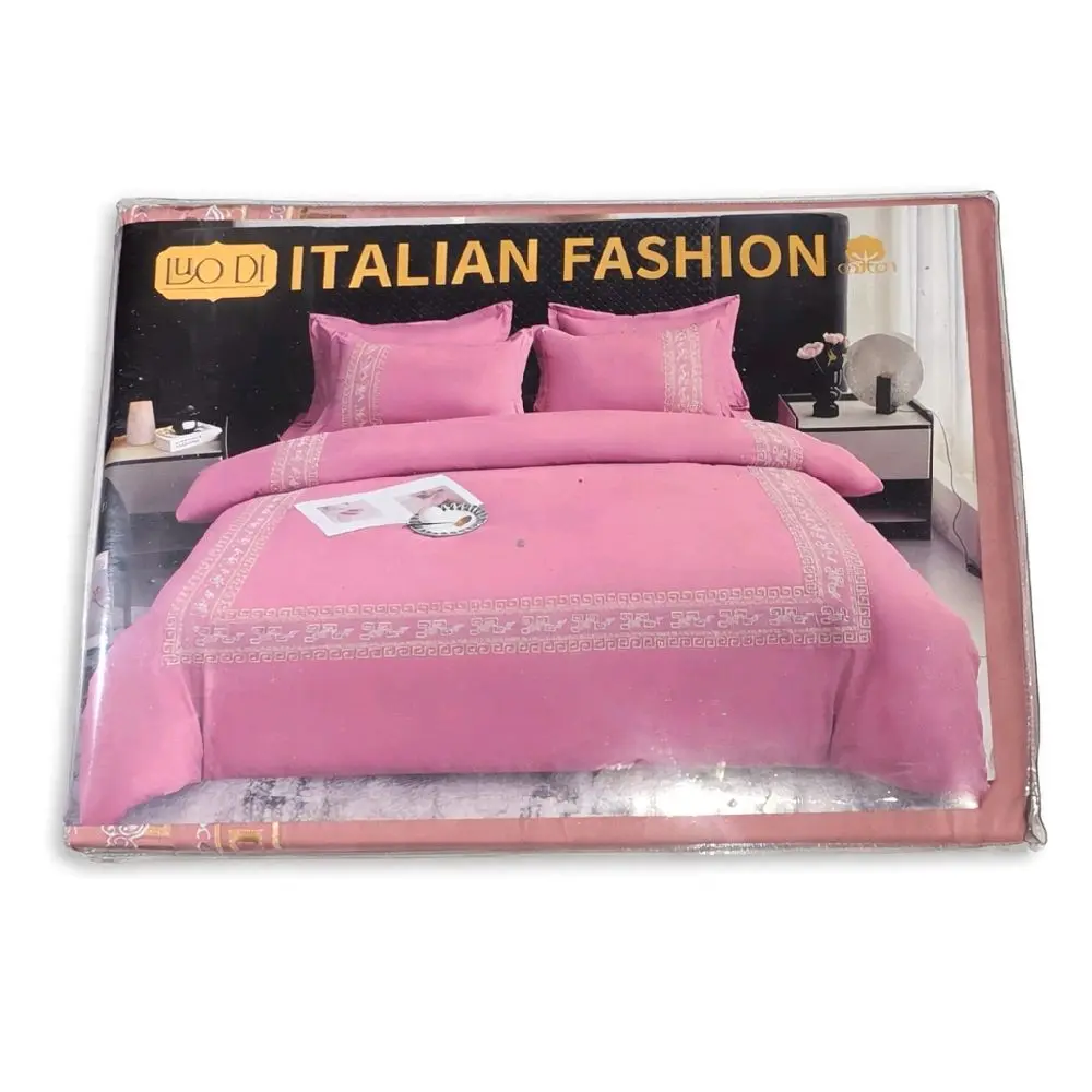Luxury Italian Fashion Bedding Set – Soft Cotton Comforter Set with Elegant Gold Design (Queen/King)