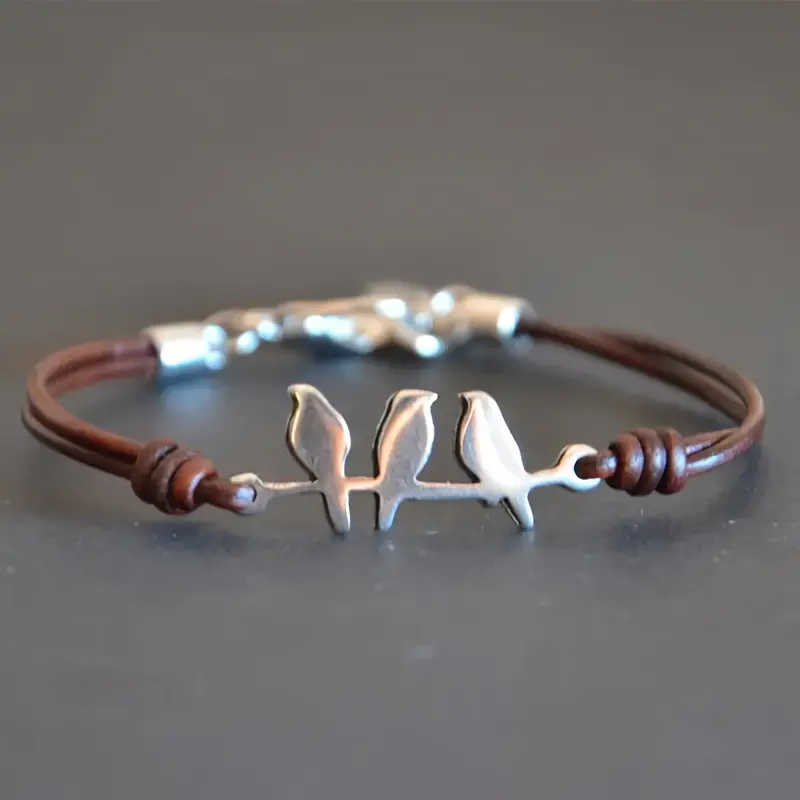Vintage Bird-Shaped Leather Bracelet - Unisex Alloy Adjustable Cuff, Trendy Costume Jewelry Accessory, Ideal Gift, Trendy Jewellery Accessories, Animal Shape