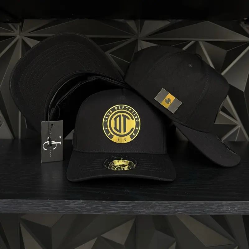 Toluca SnapBack hat-black