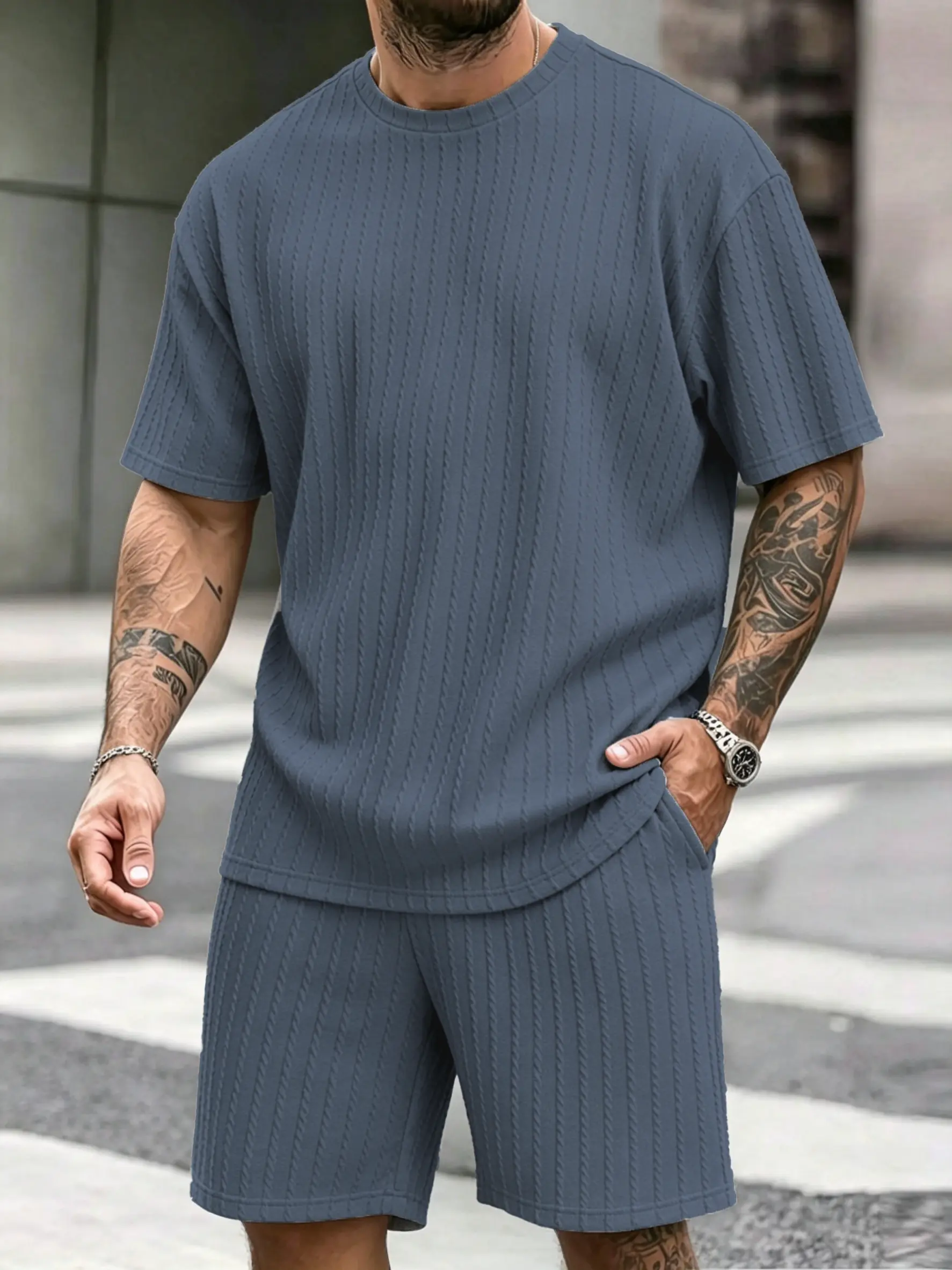 2-piece men's new textured fabric, casual loose round neck short sleeved T-shirt and shorts set fathersdaygift