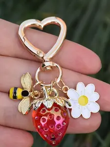 1pc Strawberry Keychain with Heart-Shaped Acrylic Strawberry, Sunflower Keychain, Floral Pattern Keychain, Y2K Bag Pendant, Golden Lobster Clasp & Daisy Flower Charm, Plant Themed Bag Charm for Women, Birthday Gift Accessories