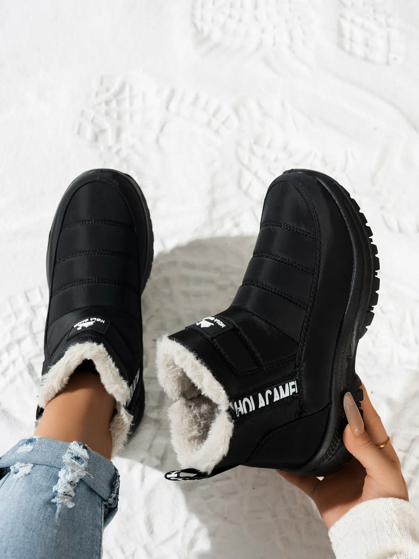Women's snow boots with thickened fleece for warmth, outdoor waterproof women's shoes, snow boots, Waterproof ankle boots, one foot outdoor boots, waterproof and anti slip, Waterproof Outdoor Footwear, Non Slip Boots