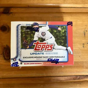FACTORY SEALED—Topps 2025 Update Series Exclusive Holiday Base Card Parallels Major League Baseball Pete Crow-Armstrong Edition Blaster Box