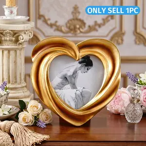 Luxurious Heart Frame, Resin Material Hand-Painted Vintage Style, Romantic Photo Display for Home Decor, Perfect Gift for Special Occasions