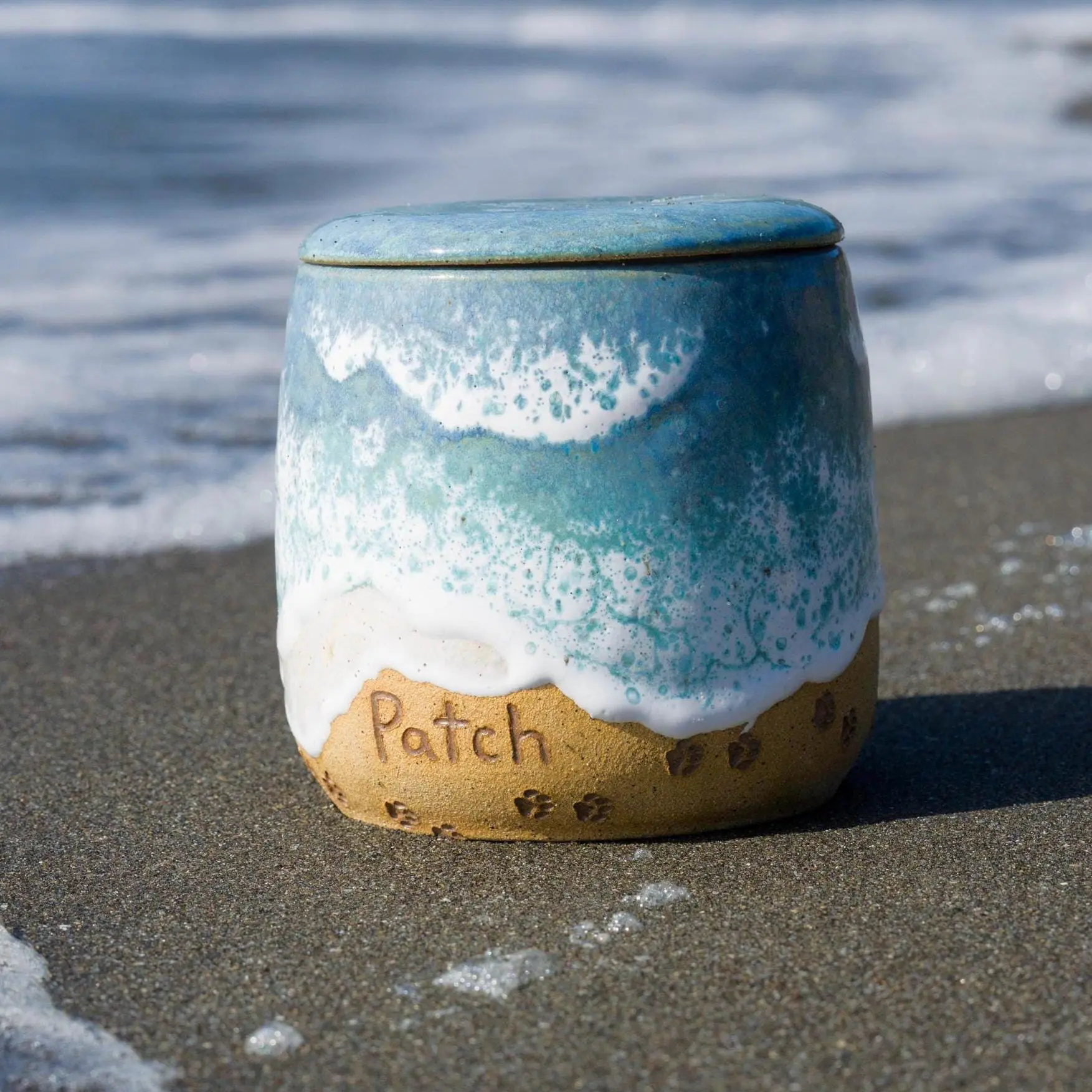 Personalized Paw Prints on the Beach Ceramic Pet Urn — Handmade Memorial with Ocean Waves
