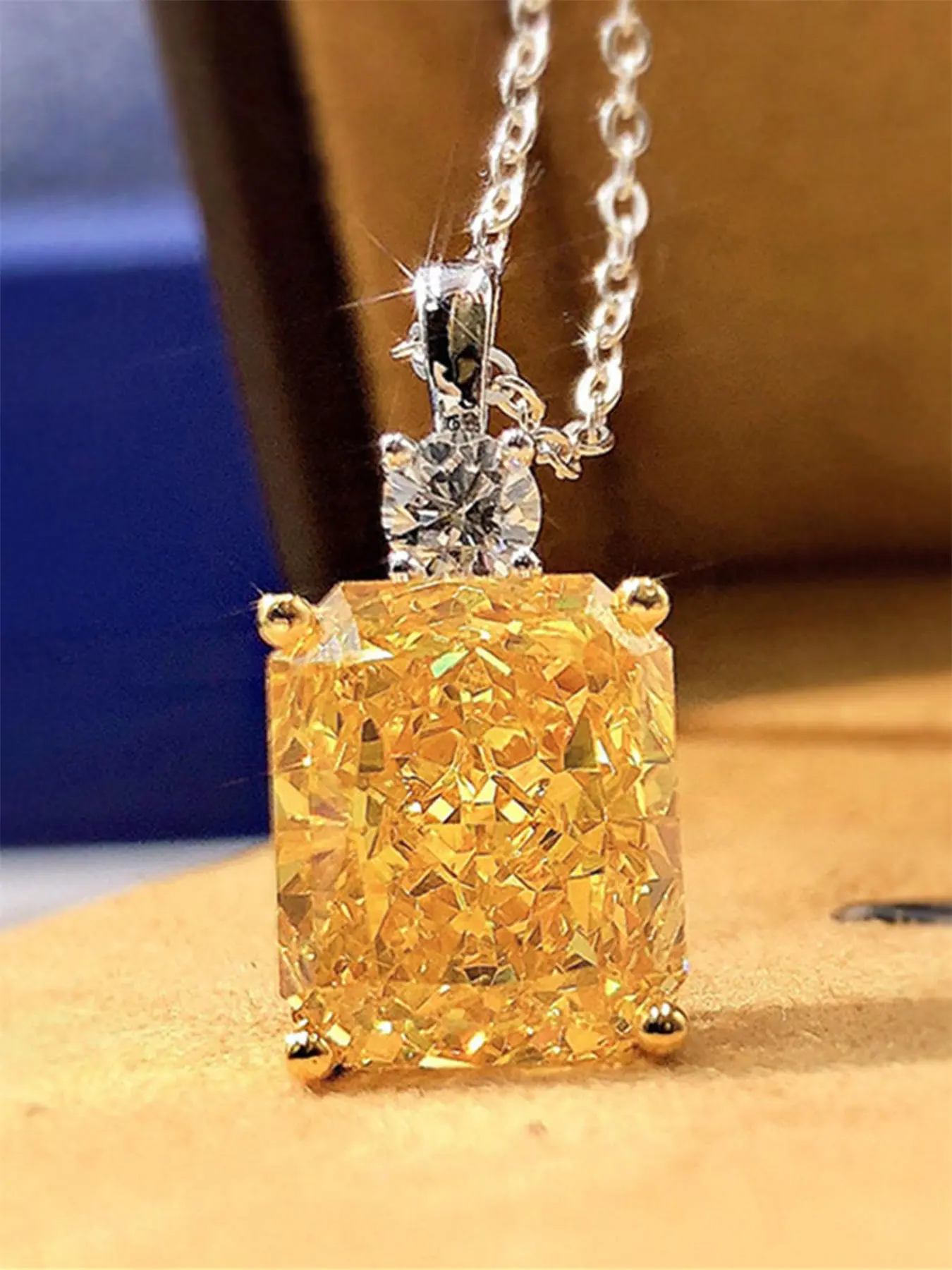 1 PC Romantic Cubic Zirconia Single Gem Necklace Pendant For Women Valentine's Day Gift Wedding Jewelry Cubic Zirconia Necklaces