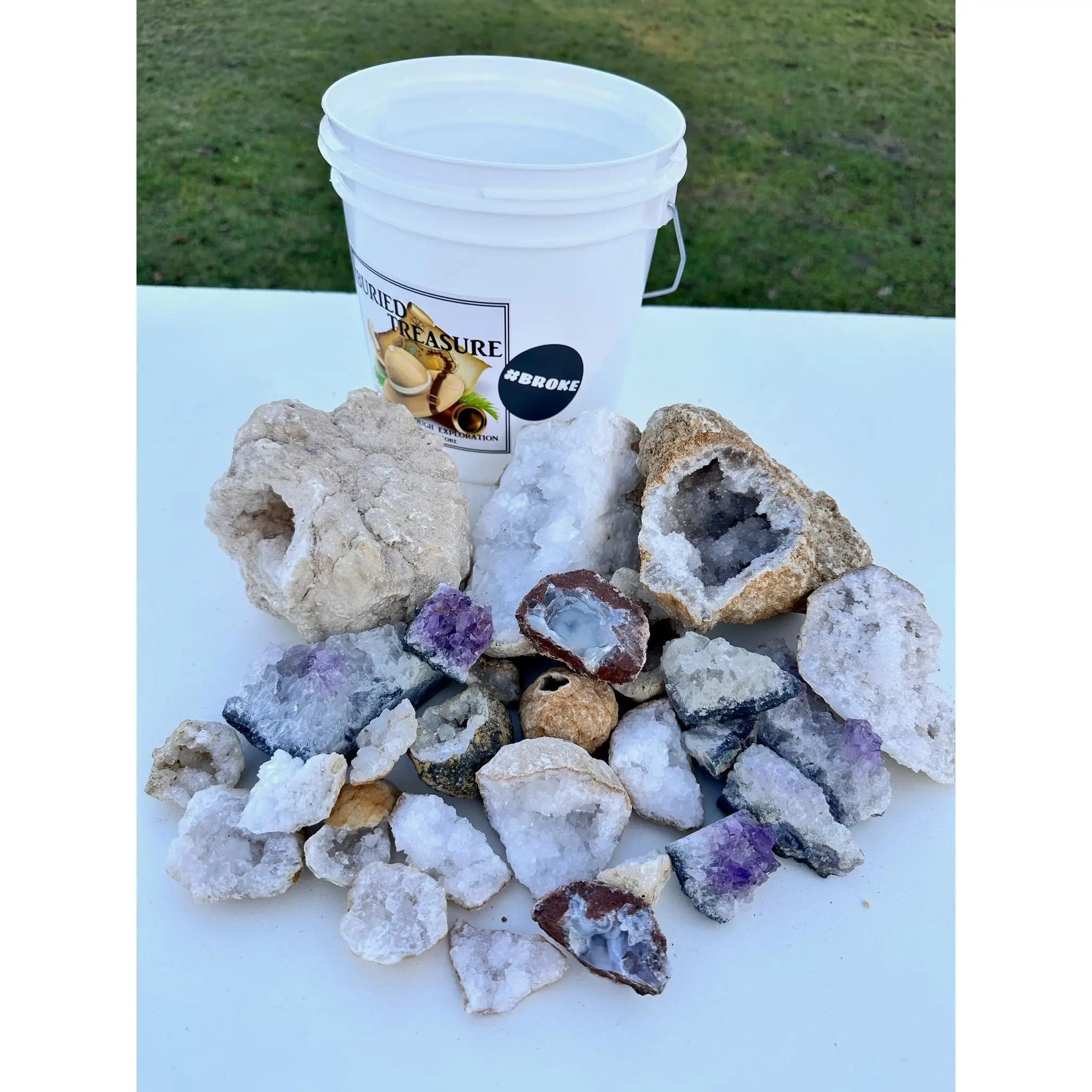 BROKE BUCKET  ASSORTED BROKEN NATURAL CRYSTAL GEODES  GALLON