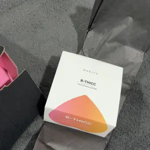 MAËLYS B-THICC Volumizing Bum Mask - Packed With Hyaluronic Acid & Grape Seed Oil