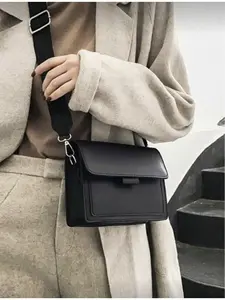 Women Classic Solid Color Quilted Square Crossbody Bag Retro PU Leather Cosmetic Bag with Adjustable Strap Quilted Crossbody Bags for Outdoor Use