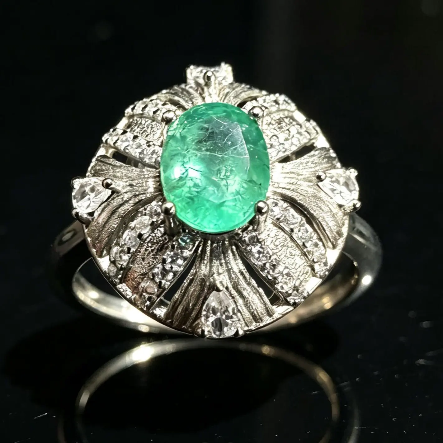 925 Sterling Silver Natural Emerald Ring with Adjustable Band, Halo Accents, Everyday Wear Suitability & Statement Look