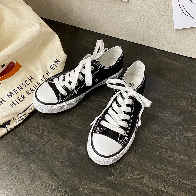 Everyday Black Low-Cut Trainers with Iconic White Toe Cap – Perfect for School, Workouts & Weekend Hangouts