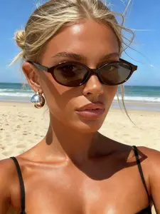 Women's Retro Oval Plastic Multicolor Glasses, Portable & Versatile Design, Perfect for Travel, Beach, Bars, Outings, Stylish Accessory