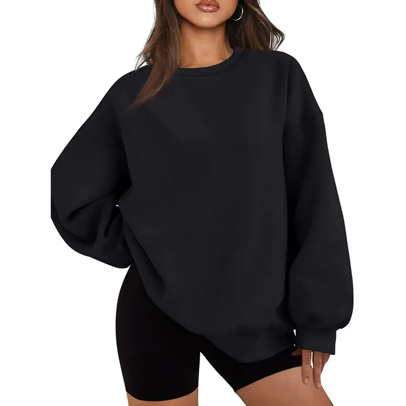 Round neck sweatshirt in black