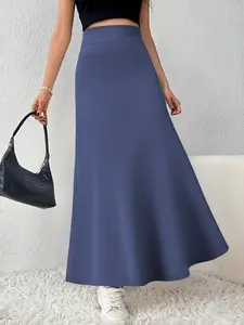 Elegant High-Waisted Velvet Fish Tail Skirt, Long Dress for Women, Fitted Style, All-Season Wear, Plain Pattern, Casual Look