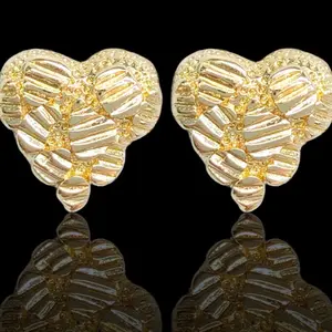 Diamond Cut Nugget Heart Earrings - Perfect for Any Occasion