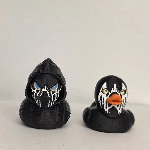ii Duck Sleep Token Themed Keychain - Handmade 3D Printed Fantasy Duck Collectible Gift, AI-Created Art Fashion Accessory, Character Acrylic Keychain
