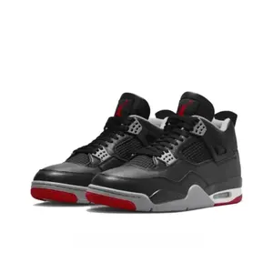 Black and Red Tumbled Leather Mid-Top Retro Basketball Shoes