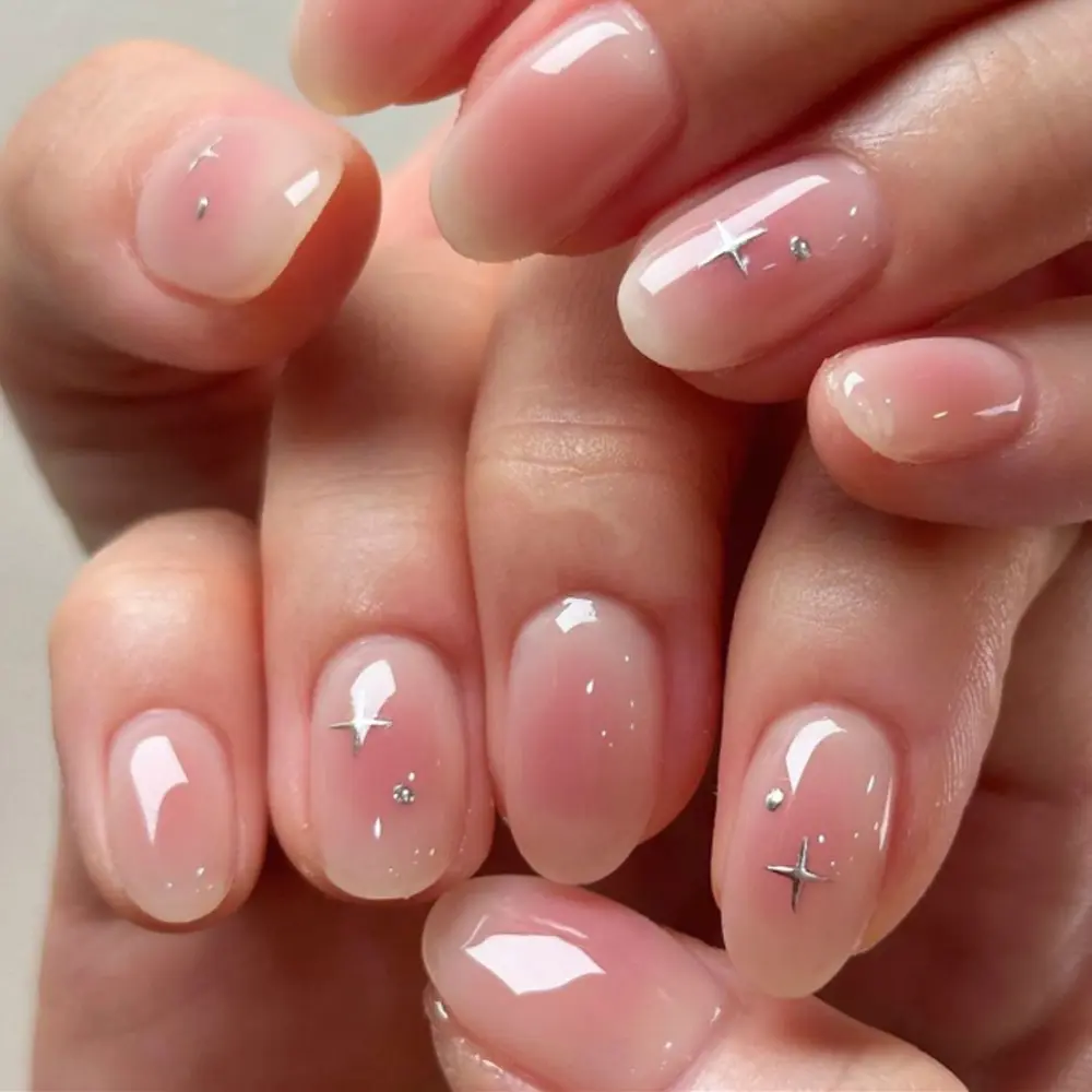 Silver Stars Pink Halo Dyeing Wearable Short Round Nail Art Chic Nude Fake Nails Detachable Finished False Nails Press on Nails