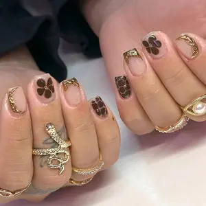 24pcs Short Square Press-On Nails, Flower Turtle Shell Pattern, French Tip, Includes Jelly Glue and File, Reusable, Nail Kit Set