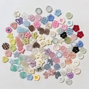Colorful Button Set for DIY Clothing, Sweaters, and Handmade Crafts Decoration, Random Style, Perfect for Creative Projects