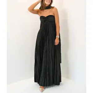 Women’s long solid-color pleated tube dress, summer fashion, backless casual strapless dress with choker scarf GARMENTARY