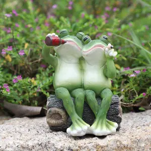 Relaxing Frog Sculpture Garden Art Decor, Unique Frog Statue for Outdoor Decoration, Perfect Gift for Garden Lovers & Home Decor Enthusiasts