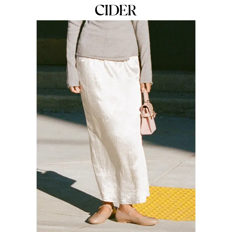 Cider Textured Mid Rise Mermaid Maxi Skirt