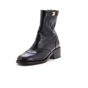 Pre-owned Chanel Women's CC Turnlock Cap Toe Chelsea Boots Leather by Rebag