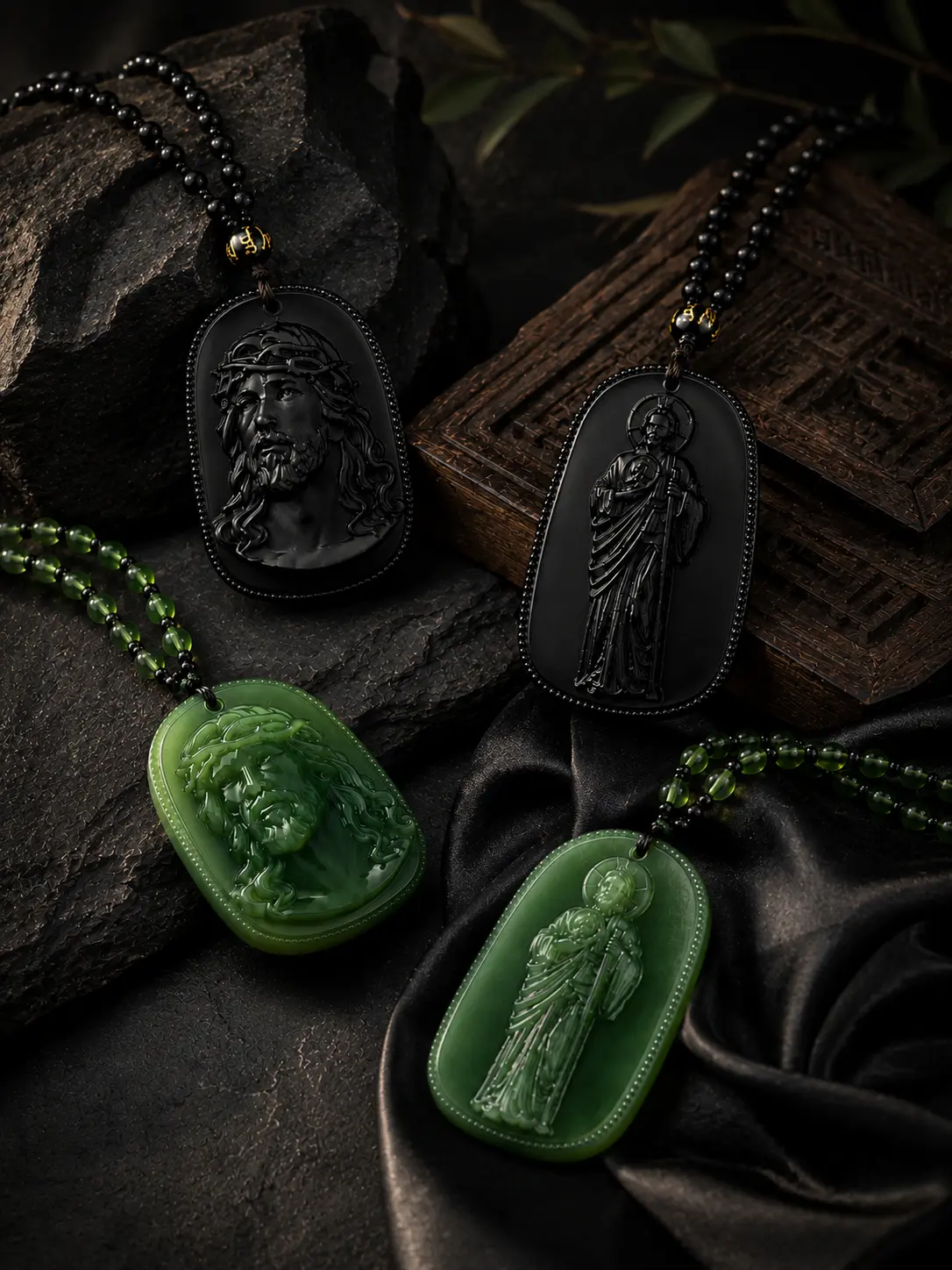 Vintage Religious Green Glass Beaded Necklace - Carved Jesus Pendant Chain Jewelry, 62cm Hypoallergenic Faith Gift for Women, Casual Daily Costume Jewelry, Birthday Beaded Necklaces, Chain Jewelry Necklaces