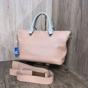 Pre-owned Chloé Leather Shoulder Bags 7.8'' R2159 Shoulder Bag C18371932931 0517 T3 Mia