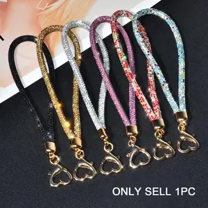 Elegant Rhinestone Smartphone Case Hand Wrist Strap With Heart-shaped Buckle, Exquisite Sparkling Rhinestone Keychain Pendant, Fashionable Bag Decoration Chain For Women Cellphone Cellphone Accessories Phone Charm