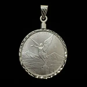 .999 real silver onza with 925 silver diamond-cut bezel