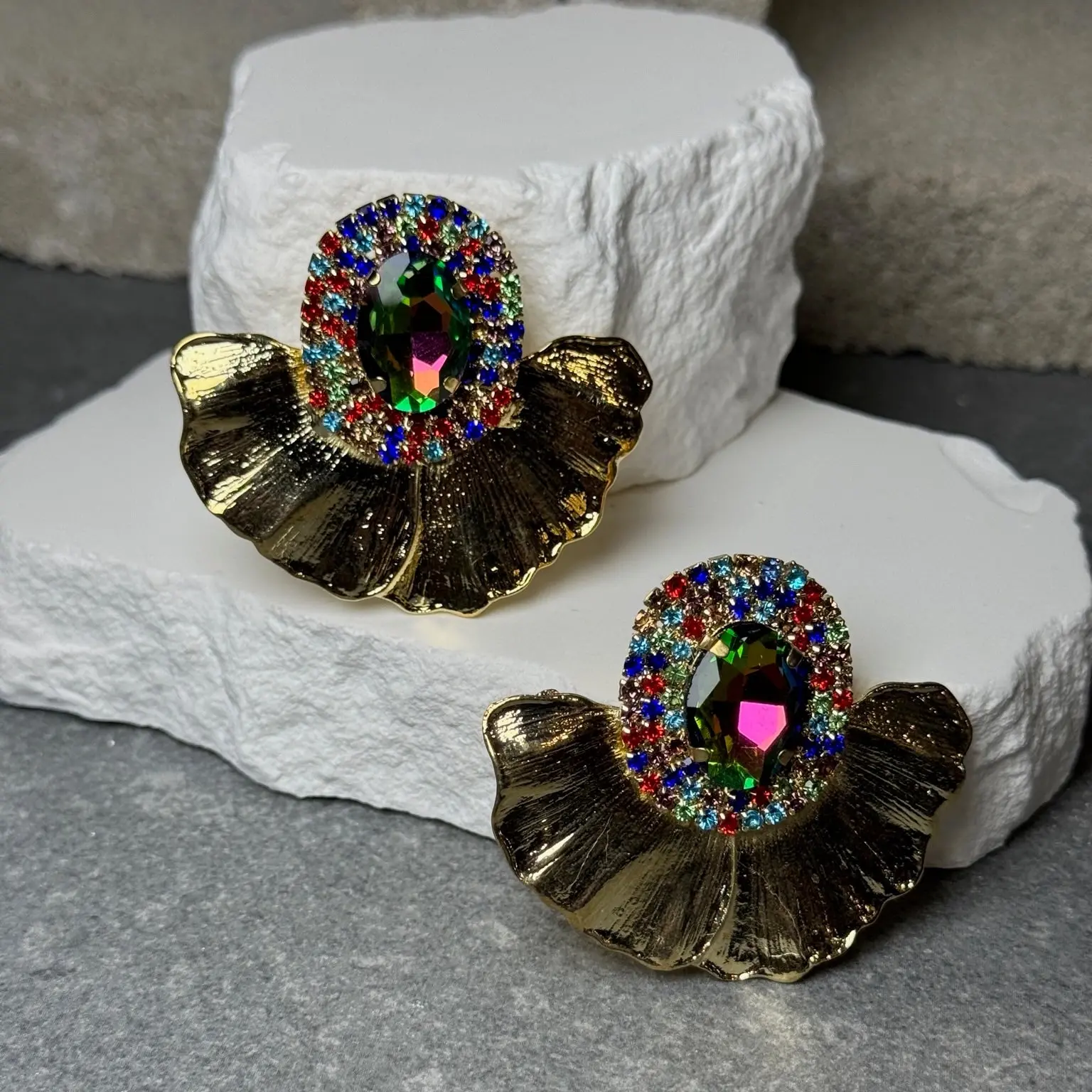 Queen Radiance Fan Earrings
