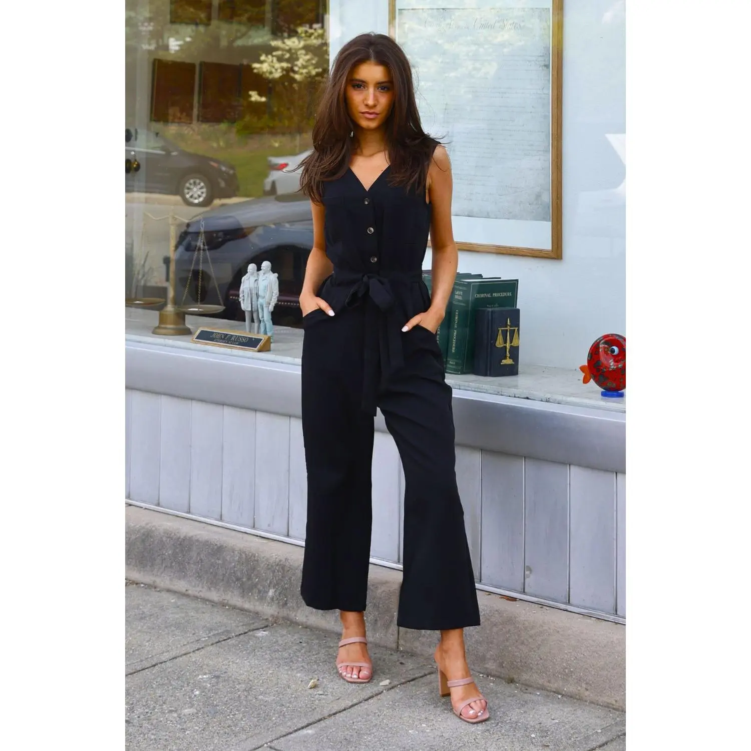 Petite Buttoned Sleeveless Jumpsuits (Black)