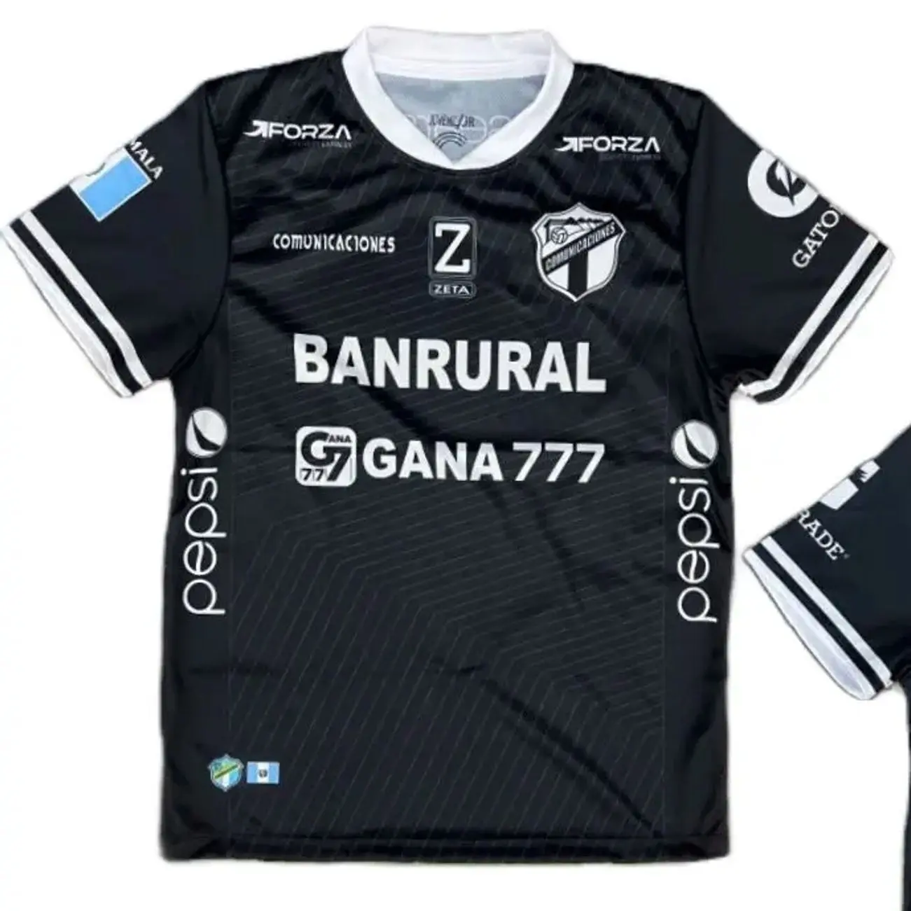 White and black Jersey 53C