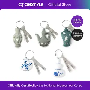 K-Relic Keyring Collection (Includes 2 random items)